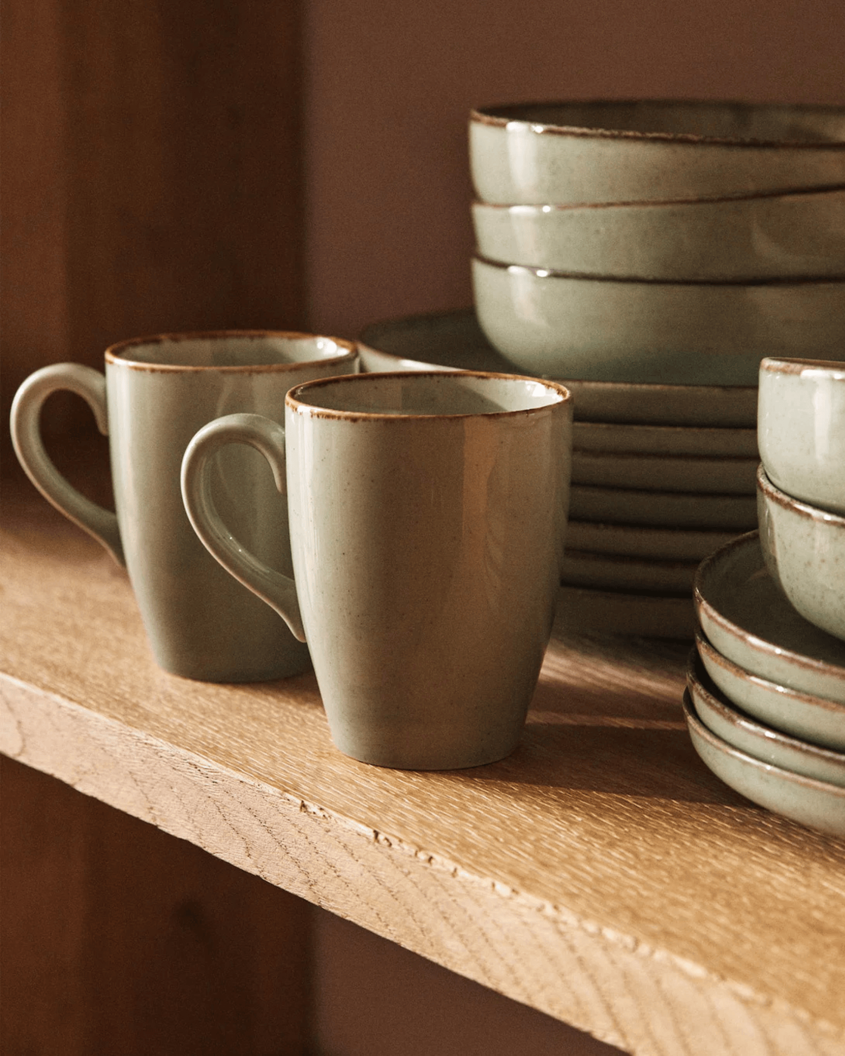 Sage Design Antique Contrast Rustic Brown Rim Porcelain Mug