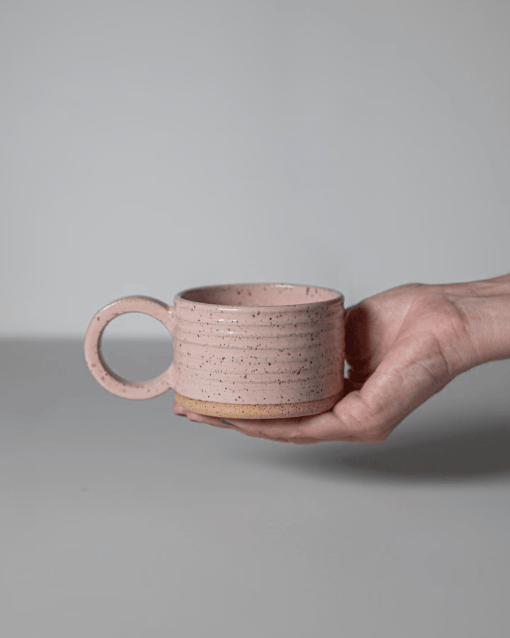 High Gloss & Straight-Walled Silhouette Modern Ribbed Ceramic Mug