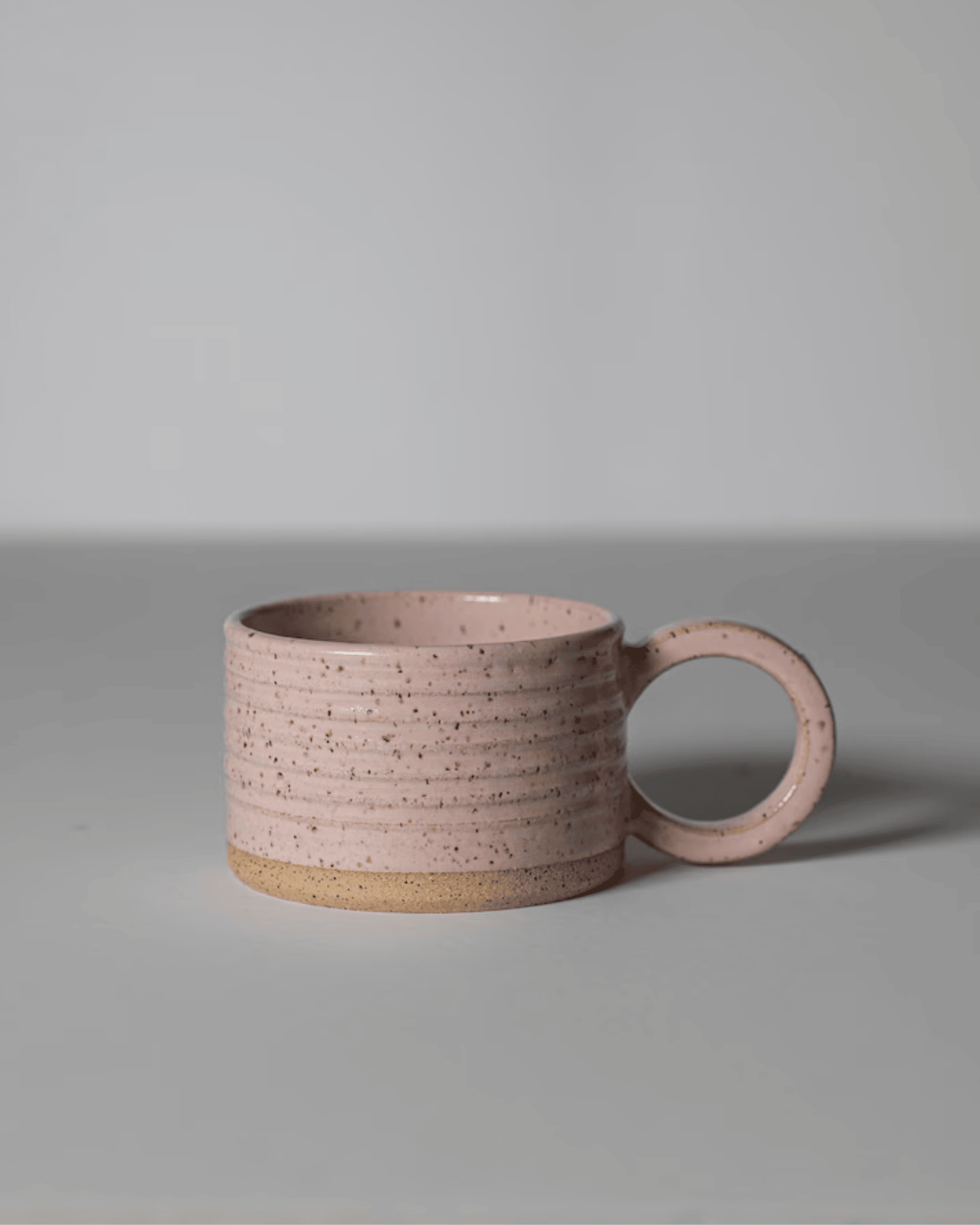 High Gloss & Straight-Walled Silhouette Modern Ribbed Ceramic Mug
